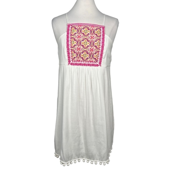 MIAMI Sadie Embroidered Shift Dress Empire Waist Pom-Pom Hem Francesca’s - Picture 1 of 8